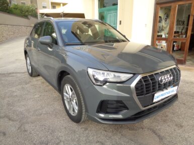 New Audi Q3 35 tdi  Plus con Interni S.Line